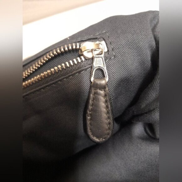 Balenciaga Stingray Clutch Crossbody Bag - Picture 11 of 16